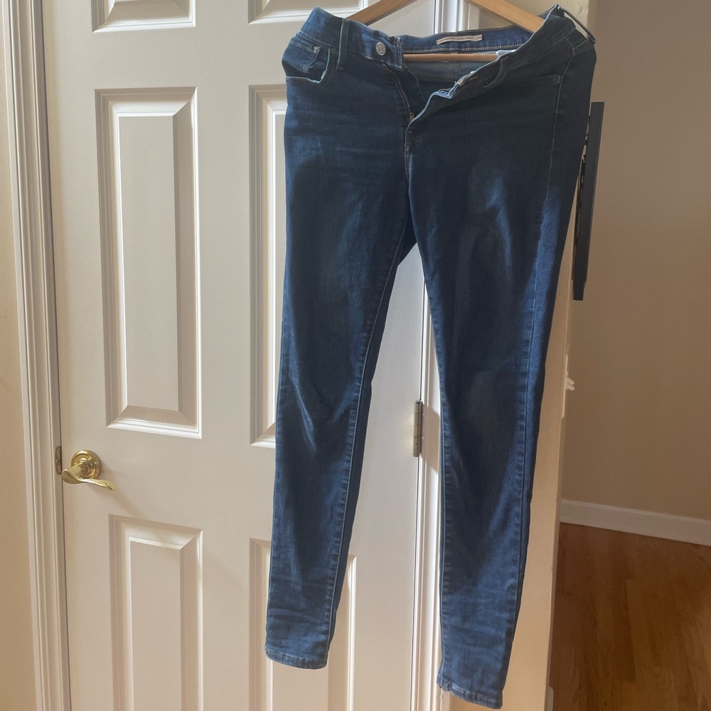 Levi’s 720 High Rise Skinny Jeans Dark Wash